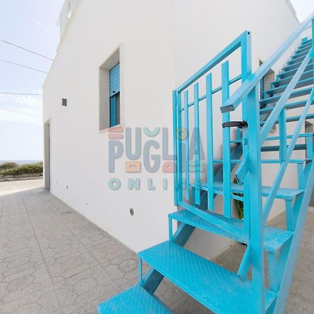 Appartement Bilocale Blue House Fronte Mare, A Posto Rosso à Capilungo Extérieur photo