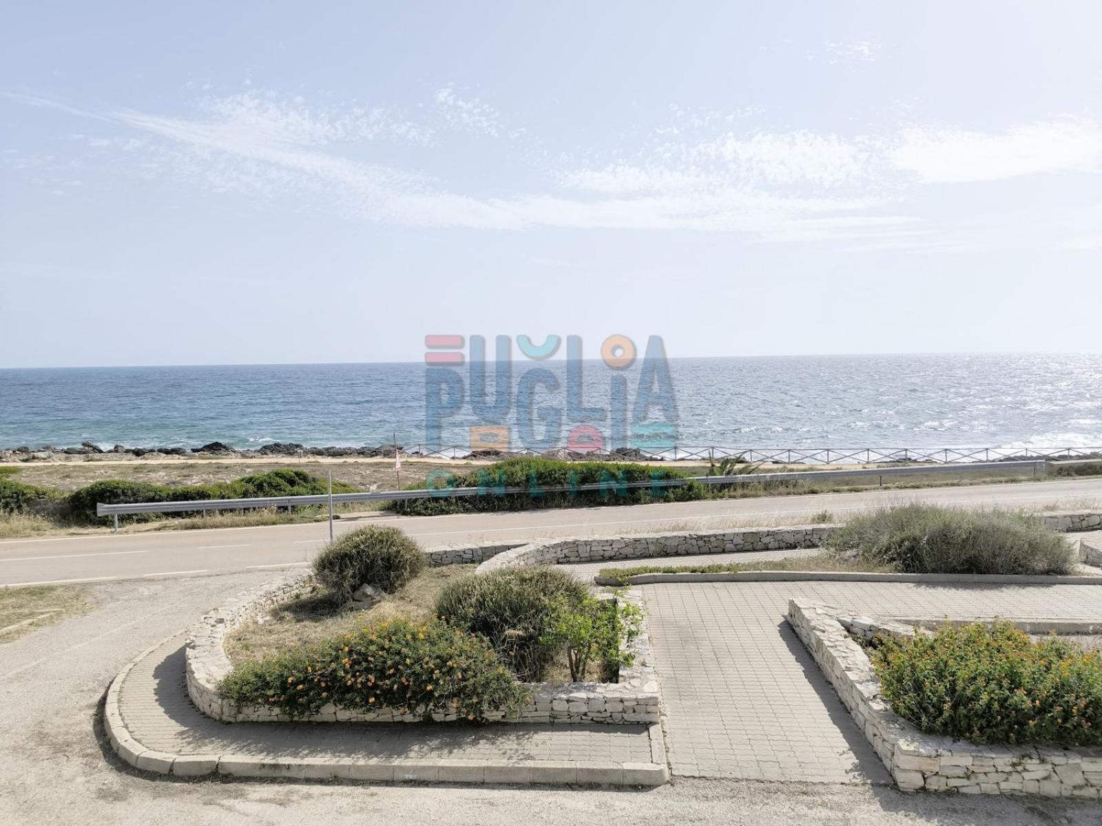 Appartement Bilocale Blue House Fronte Mare, A Posto Rosso à Capilungo Extérieur photo